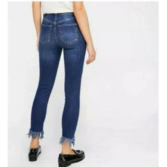 Free People Jeans Size 25 Great Heights Cropped Fringe Hem Distressed Low Rise - Picture 3 of 16